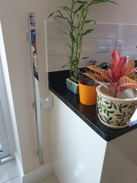 Pole (Electric) Designer Radiator – Hot Interiors Ltd